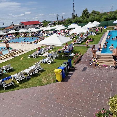 Motel Laguna Belényes Kültér fotó