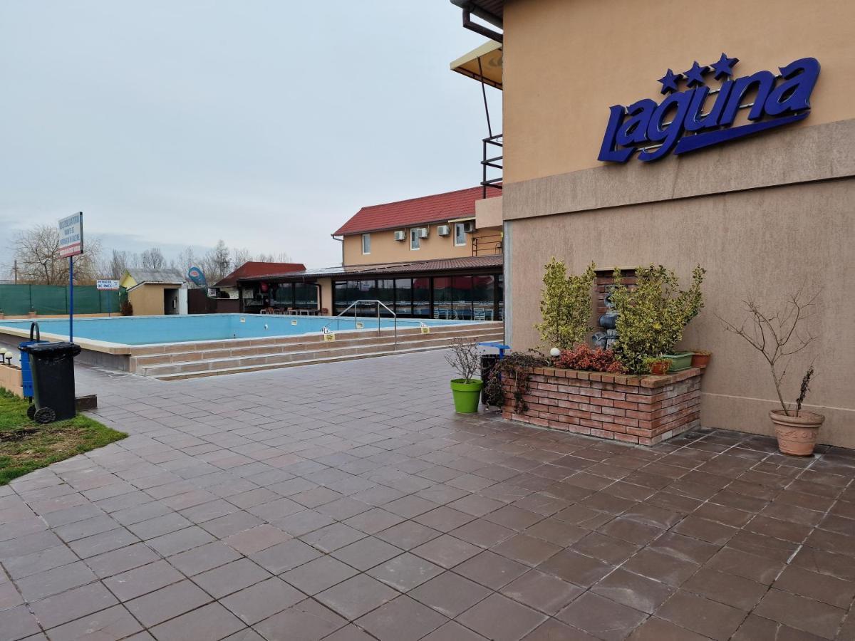 Motel Laguna Belényes Kültér fotó